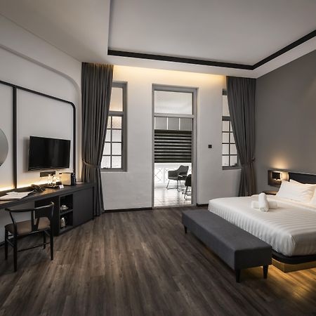 Modern Hotel Georgetown Buitenkant foto